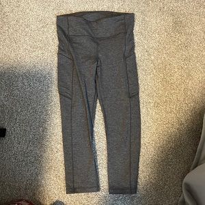 Lululemon heather grey cropped leggings